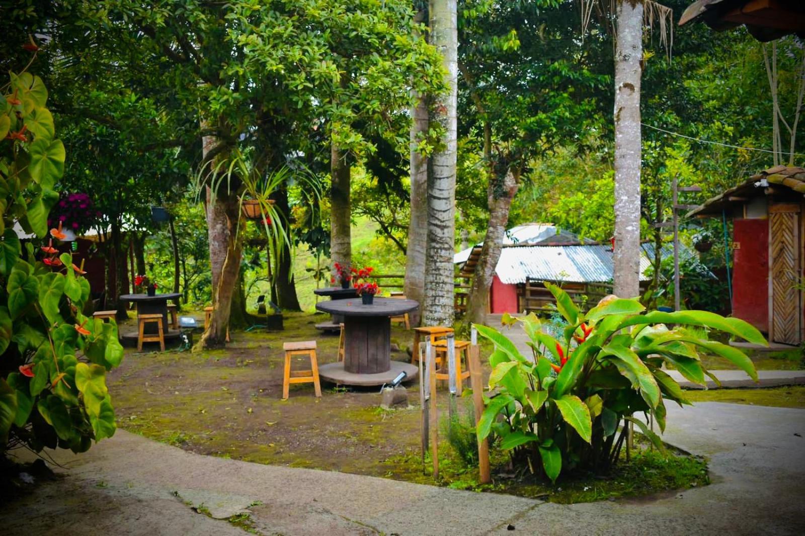 Hostal La Pijarana 萨兰托 外观 照片